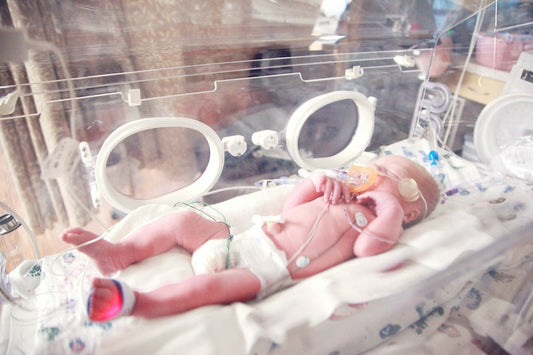 Navigating the NICU Experience in Australia: Support for Families with a Premature Baby