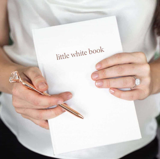 Wedding Planner Book Gift Australia: The Perfect Present for Newly Engaged Couples